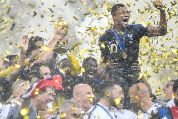 未来抱有更 未来抱有更