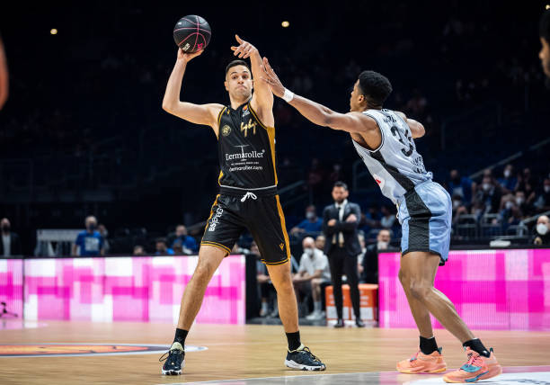 地战时常缺 地战时常缺